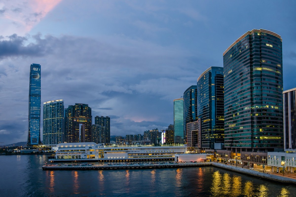 香港、摩天楼、水